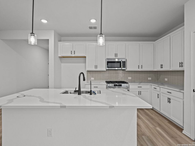 Furnished interior view inside a new home in Horizon Pointe, San Antonio (Image 9). Furnished interior view inside a new home in Horizon Pointe, San Antonio (Image 9).