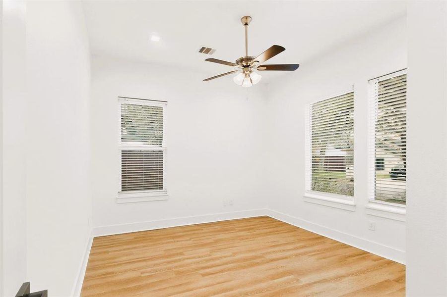 Spacious, unfurnished interior of a new home in , Dallas (Image 35). Spacious, unfurnished interior of a new home in , Dallas (Image 35).