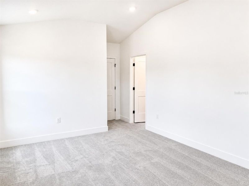 Spacious, unfurnished interior of a new home in Arbor Park, Leesburg (Image 9). Spacious, unfurnished interior of a new home in Arbor Park, Leesburg (Image 9).