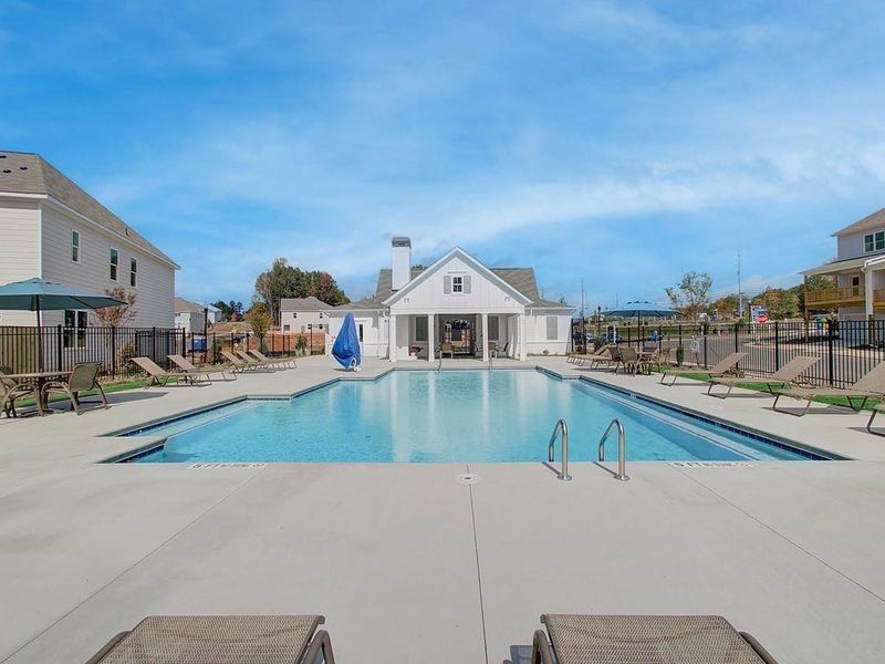 Community amenities in East Park Village, Kennesaw (Image 36).