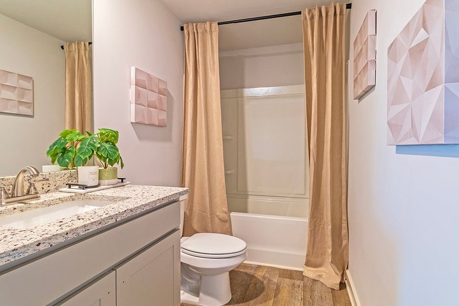 4br New Home in Covington, GA.  - Slide 60