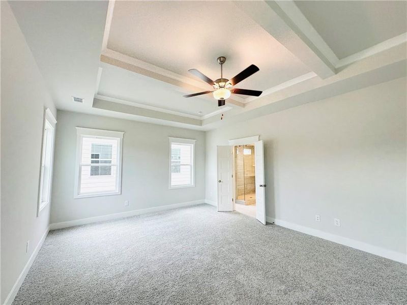 Spacious, unfurnished interior of a new home in Summerlin, Winder (Image 48).