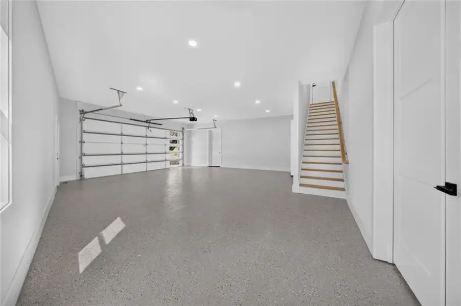 Spacious, unfurnished interior of a new home in , Loganville (Image 21).