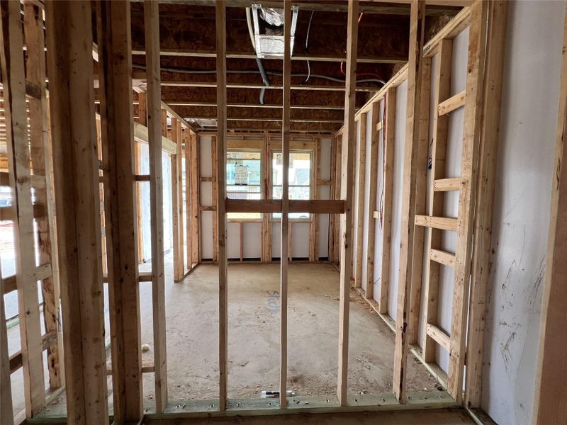 Spacious, unfurnished interior of a new home in Rolling Glen, Hutto (Image 36). Spacious, unfurnished interior of a new home in Rolling Glen, Hutto (Image 36).