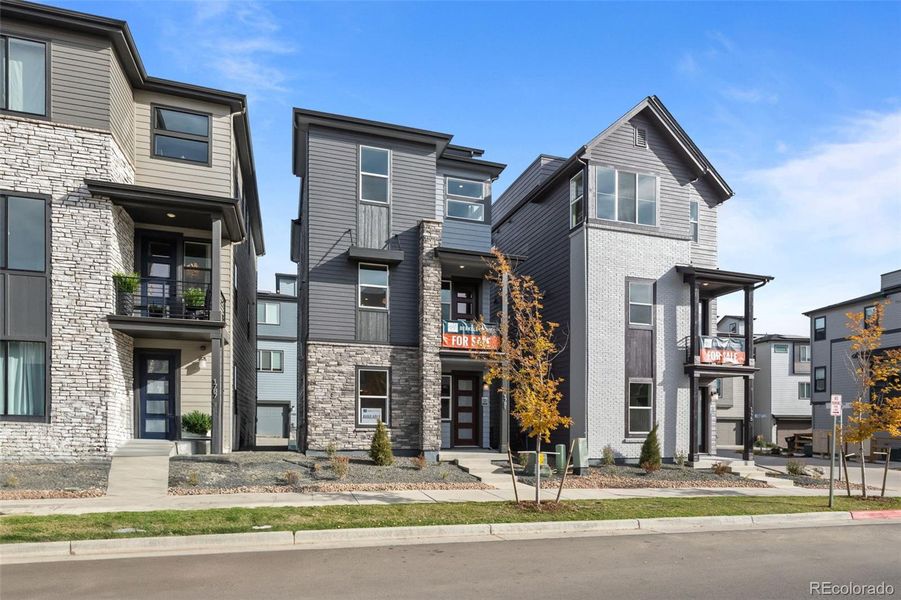 Image 42 of a home in Baseline.