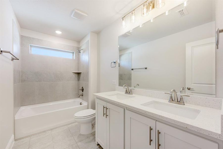 Furnished interior view inside a new home in Terracina, Rockwall (Image 13). Furnished interior view inside a new home in Terracina, Rockwall (Image 13).