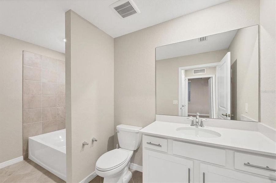 Furnished interior view inside a new home in , Punta Gorda (Image 4).