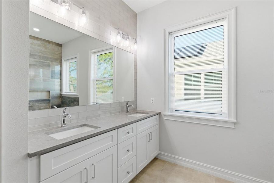 Furnished interior view inside a new home in , St. Petersburg (Image 32).