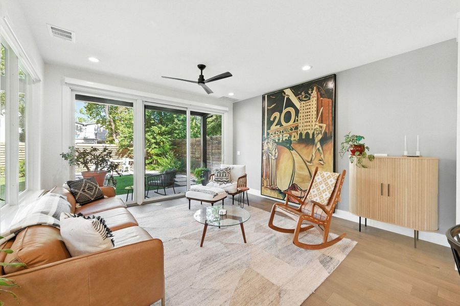 Furnished interior view inside a new home in , Austin (Image 17). Furnished interior view inside a new home in , Austin (Image 17).
