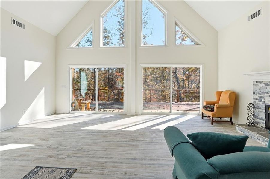 Spacious, unfurnished interior of a new home in , Cumming (Image 10).