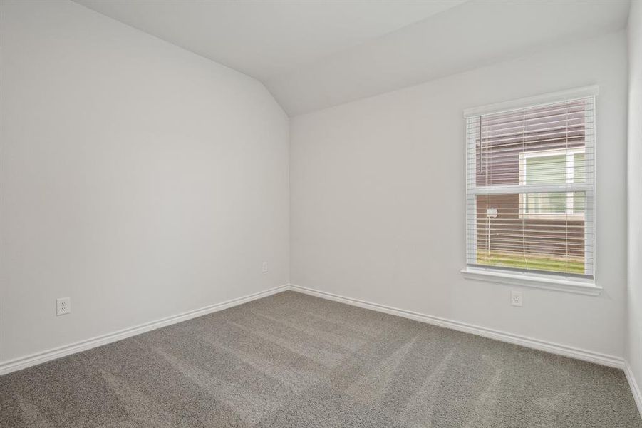 Spacious, unfurnished interior of a new home in Sycamore Landing, Fort Worth (Image 9). Spacious, unfurnished interior of a new home in Sycamore Landing, Fort Worth (Image 9).