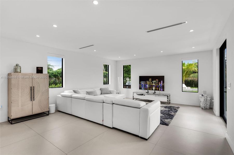 Furnished interior view inside a new home in , Miami (Image 17).