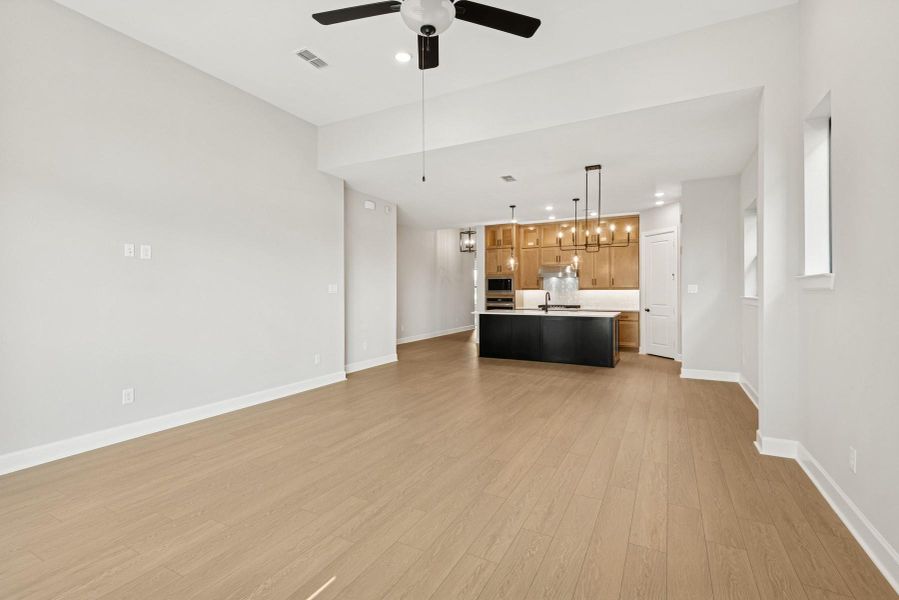 Image 27 of a home in Grange 45' Homesites.