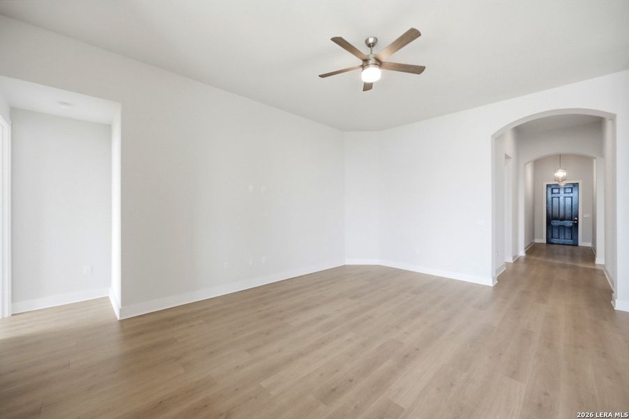 Spacious, unfurnished interior of a new home in VIDA, San Antonio (Image 20).