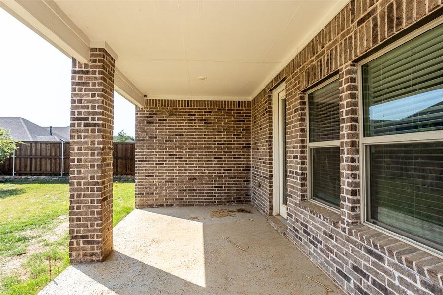 Exterior details and patio area of a home in , Corinth (Image 2).