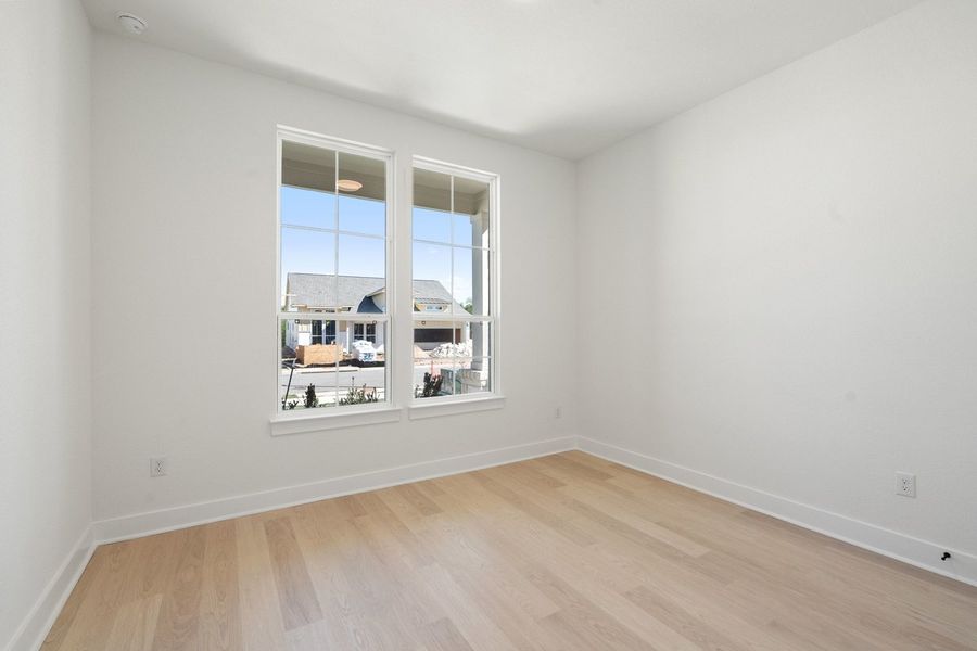 Spacious, unfurnished interior of a new home in Persimmon, Buda (Image 41). Spacious, unfurnished interior of a new home in Persimmon, Buda (Image 41).