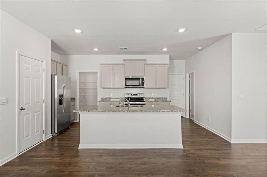 Image 25 of a home in Shoal Creek.