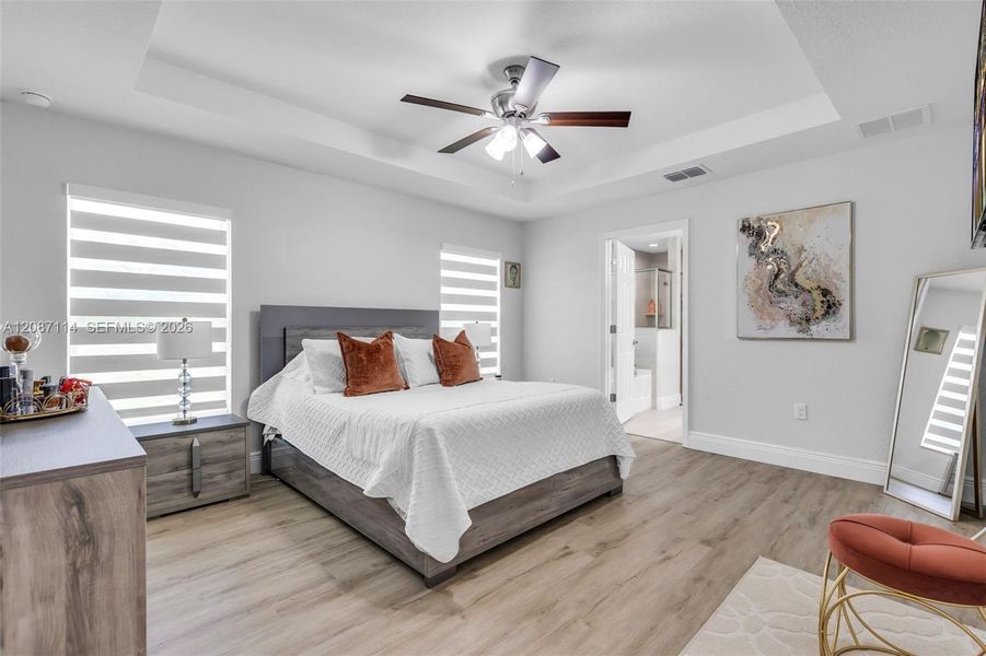 Furnished interior view inside a new home in , Ocala (Image 34).