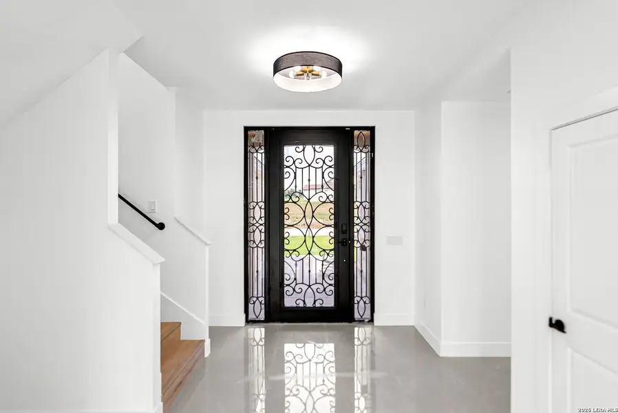 Spacious, unfurnished interior of a new home in , Kyle (Image 51).