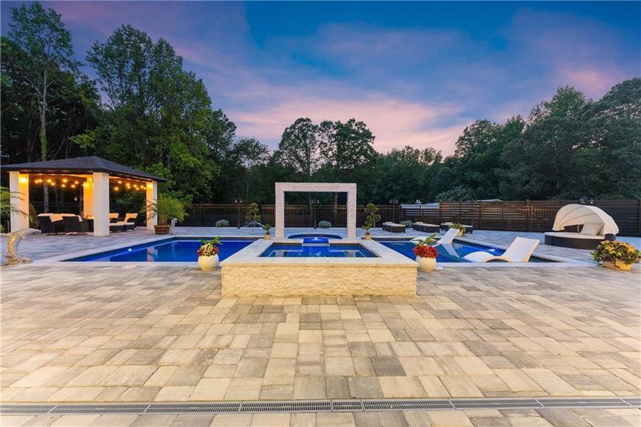 Community amenities in , Lawrenceville (Image 120).