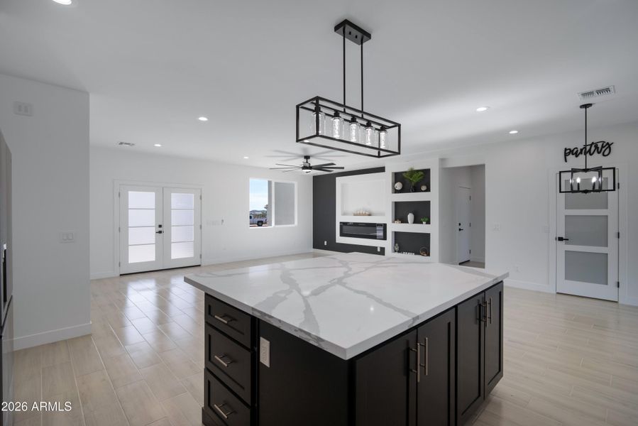 32744 W Bellview St-15