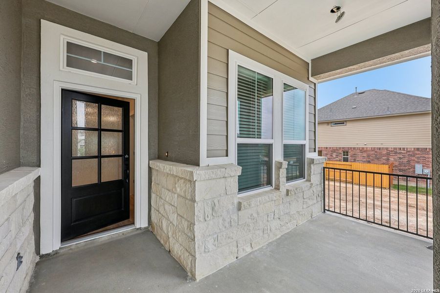 Exterior details and patio area of a home in Meyer Ranch, New Braunfels (Image 3).