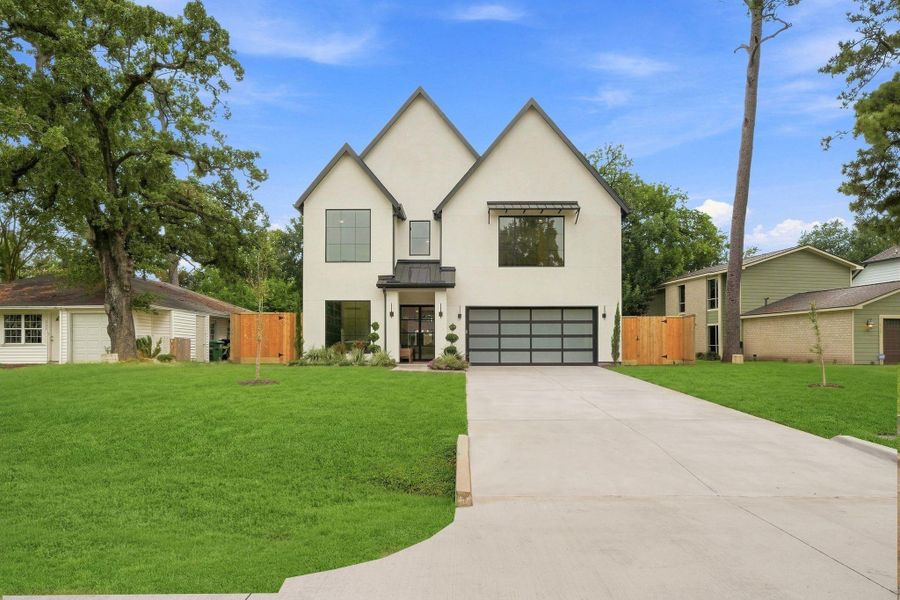 Front exterior of a new home in , Houston, TX, highlighting curb appeal (Image 26).