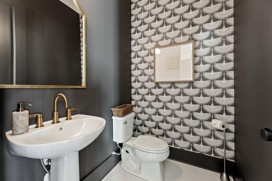 Close-up of interior finishes inside a home in Arden on Lanier, Cumming (Image 21).