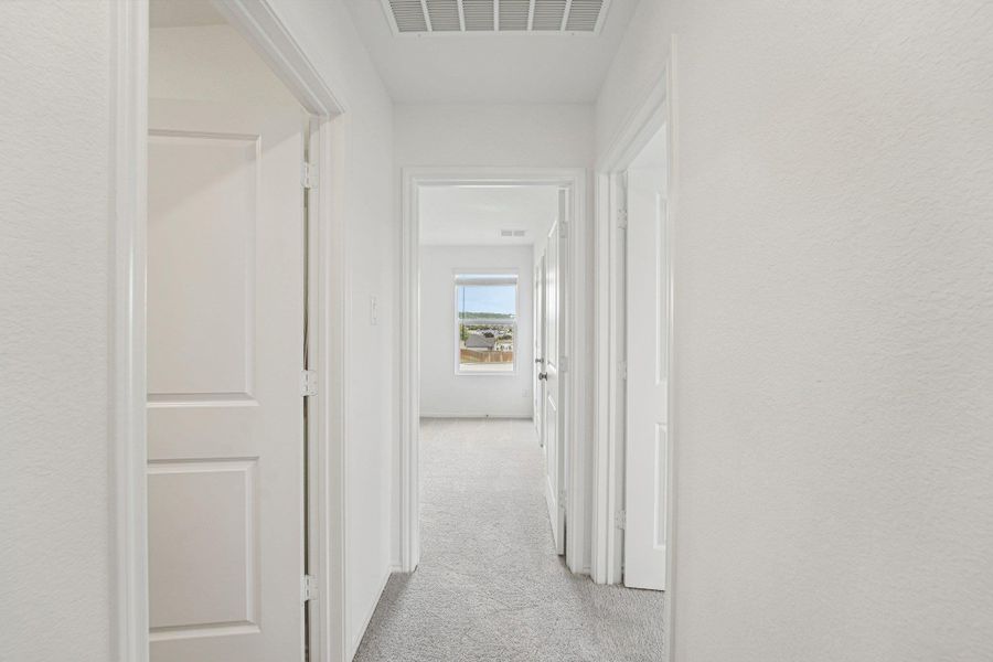 Spacious, unfurnished interior of a new home in Clayton Ranch, Copperas Cove (Image 28).