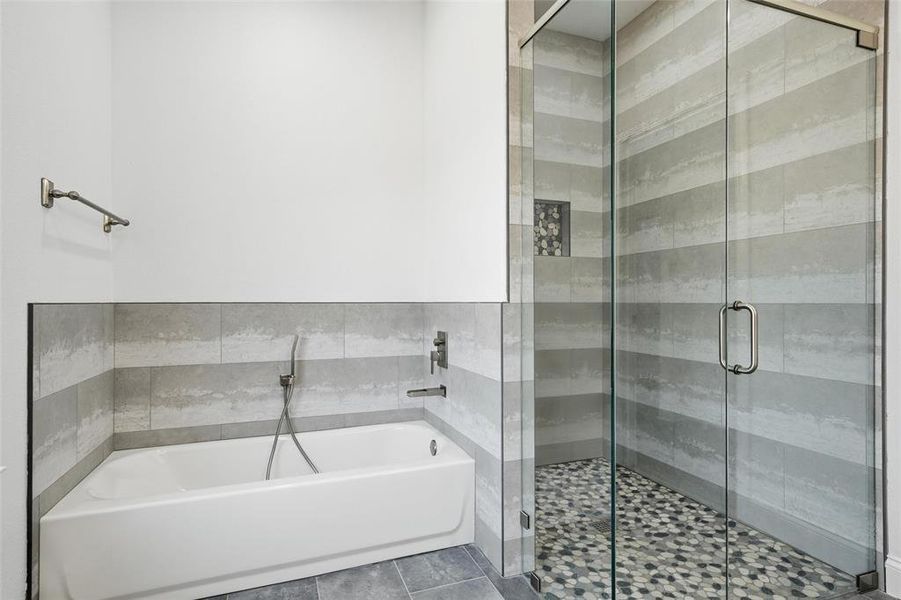 Furnished interior view inside a new home in , Waco (Image 5).