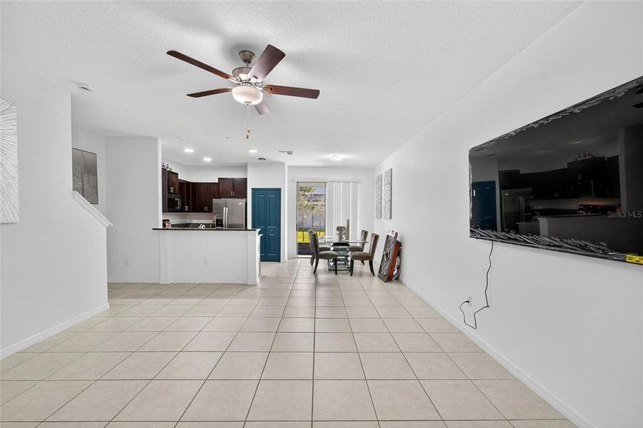 Living room Kitchen Combo