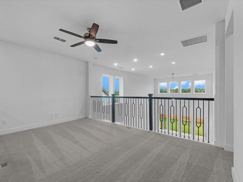 Spacious, unfurnished interior of a new home in Pecan Ridge, Fulshear (Image 16).