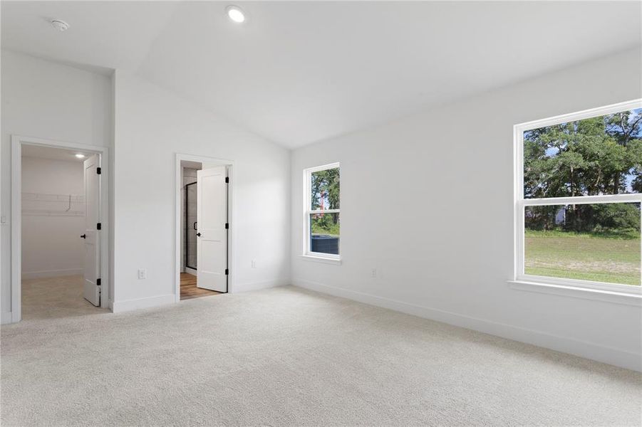 Spacious, unfurnished interior of a new home in Kirkland Farms, Alachua (Image 29).