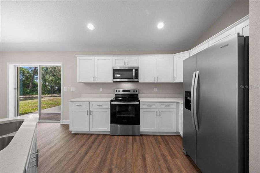 Furnished interior view inside a new home in , Belleview (Image 7).
