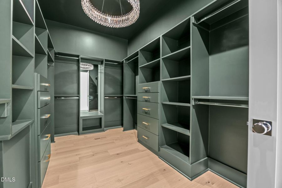 42-web-or-mls-IMG_1532 42-web-or-mls-IMG_1532