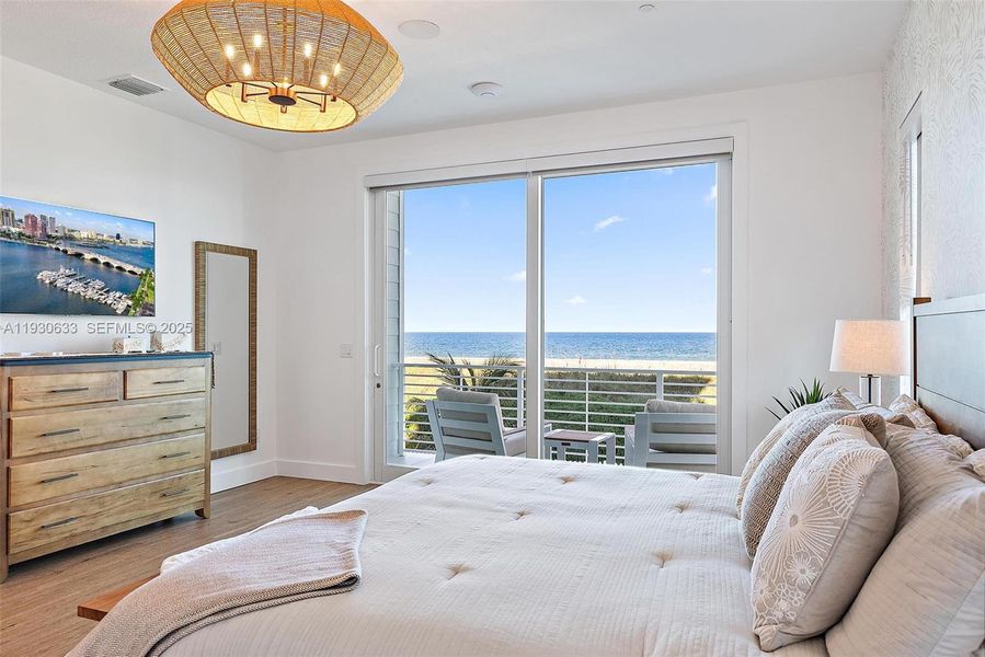 Furnished interior view inside a new home in , Fort Pierce (Image 30).