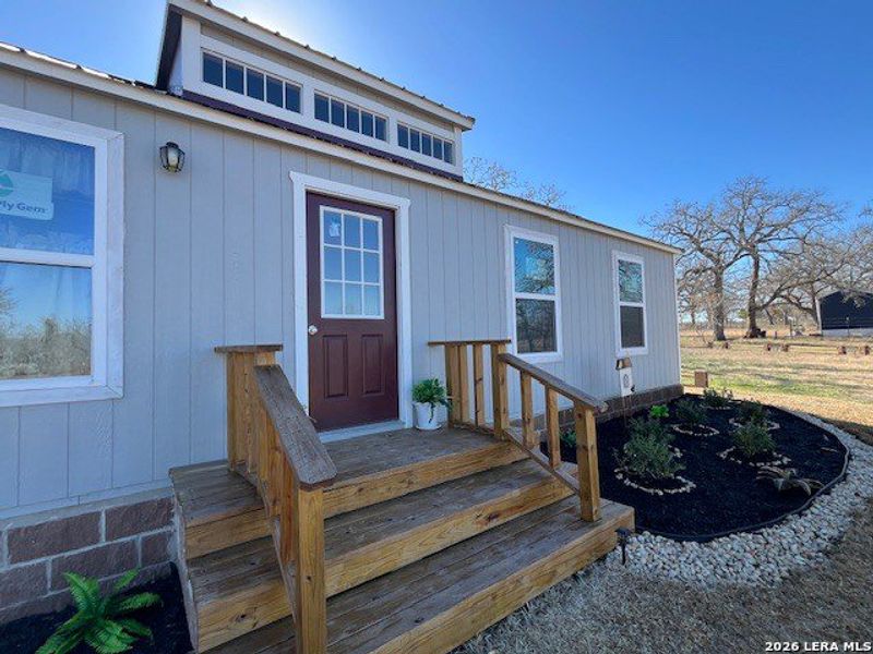 Exterior details and patio area of a home in , Stockdale (Image 14).