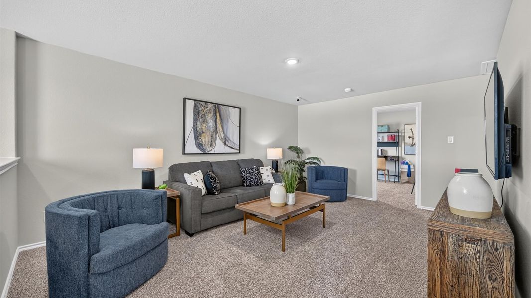 Representative furnished interior of a home built from the Callahan by D.R. Horton in Sunnycreek, Crowley (Image 31).