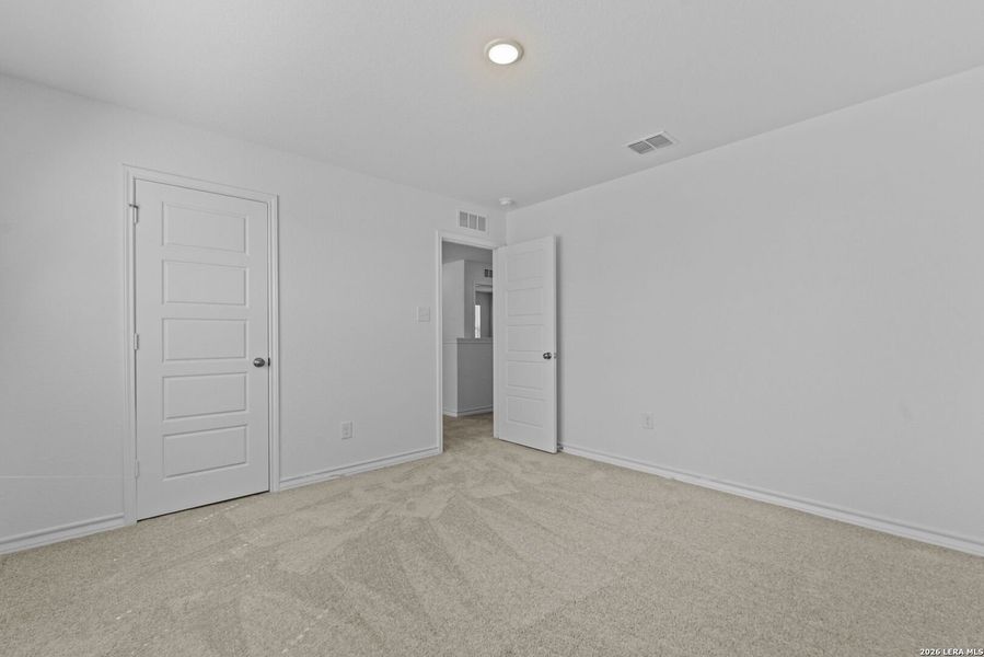 Spacious, unfurnished interior of a new home in Corley Farms, Boerne (Image 24). Spacious, unfurnished interior of a new home in Corley Farms, Boerne (Image 24).