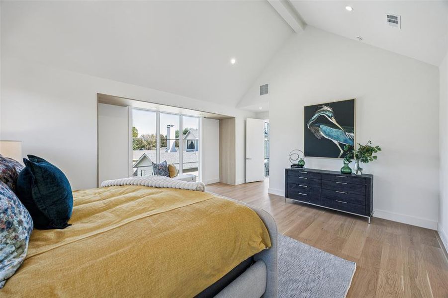 Furnished interior view inside a new home in , Dallas (Image 14).