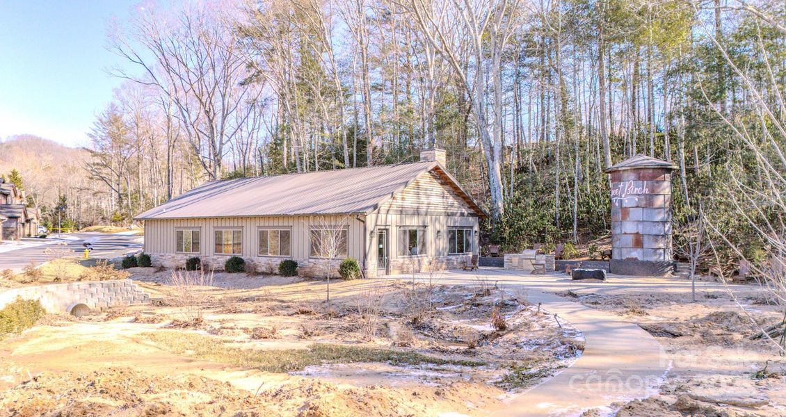 Image 32 of a home in .