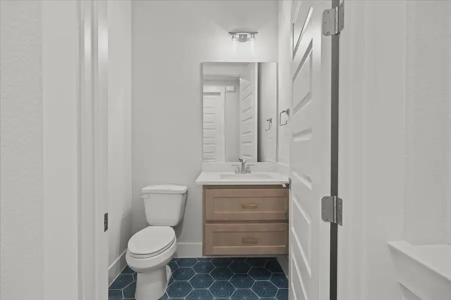 Furnished interior view inside a new home in Sweetwater, Austin (Image 4).