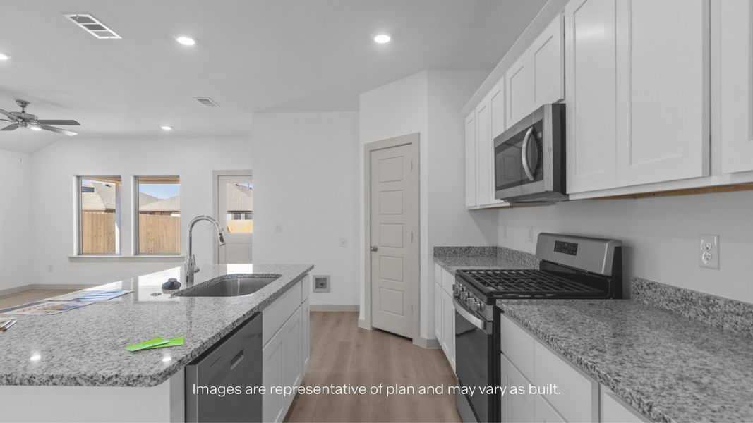 Furnished interior view inside a new home in Allen Farms, Lubbock (Image 4).