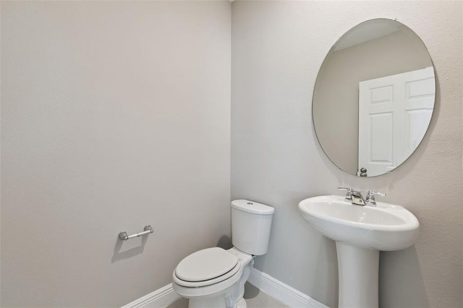 Furnished interior view inside a new home in , Daytona Beach (Image 10).