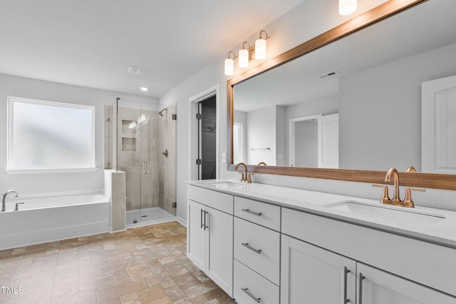 32-Ashley 2102 Channel-32