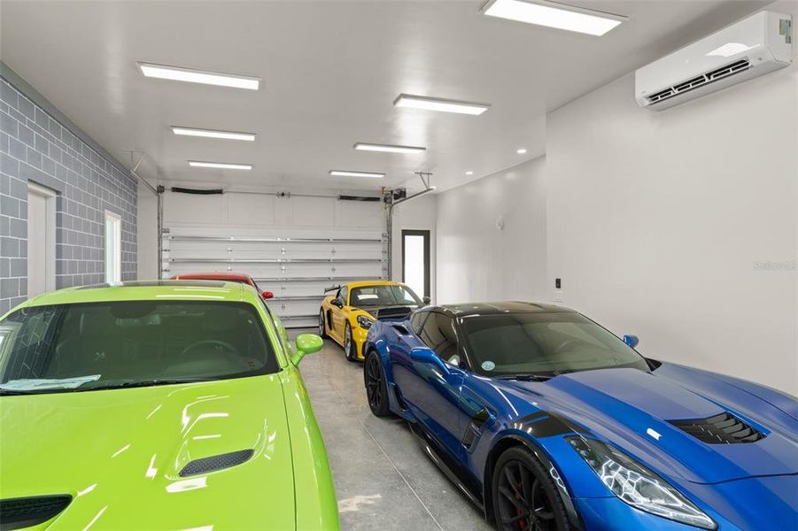 Community amenities in , Auburndale (Image 46). Community amenities in , Auburndale (Image 46).