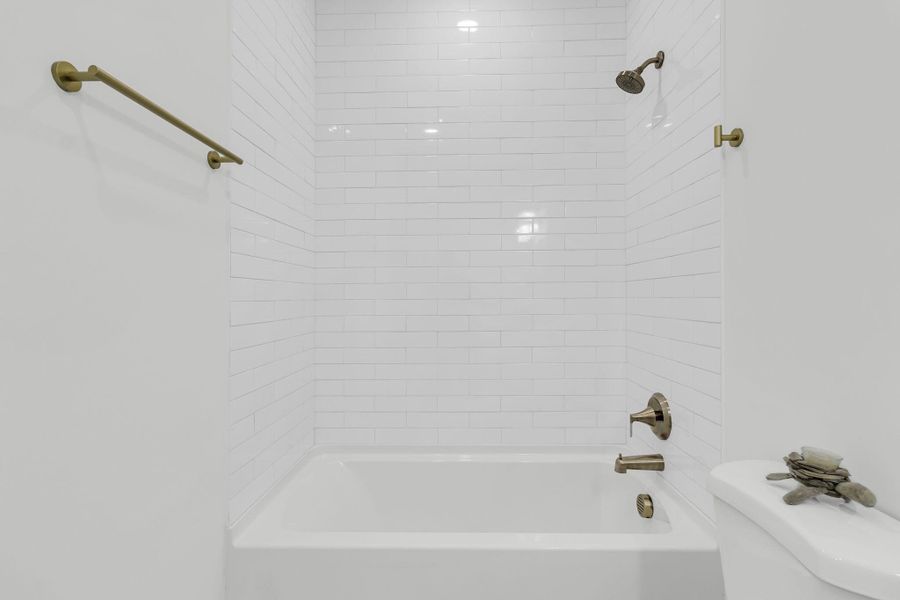 Close-up of interior finishes inside a home in , North Charleston (Image 20).