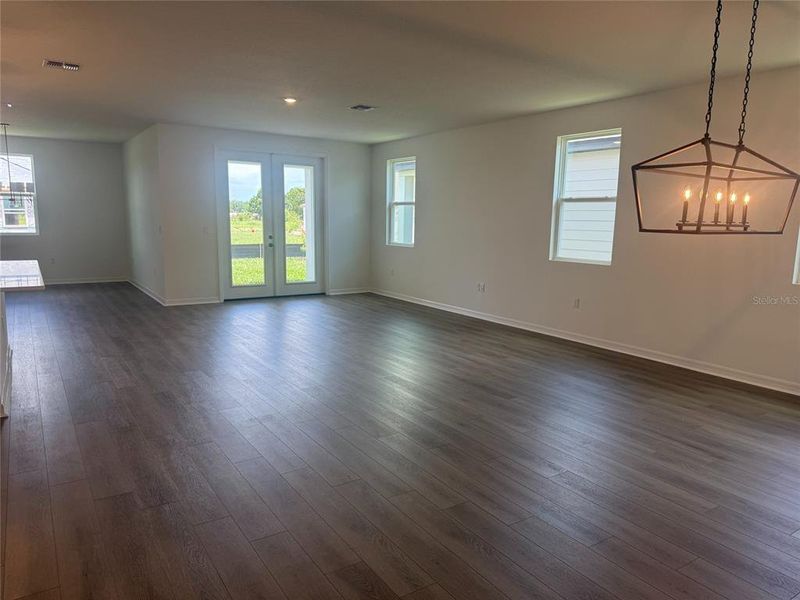 Spacious, unfurnished interior of a new home in Trailside, Mount Dora (Image 12).