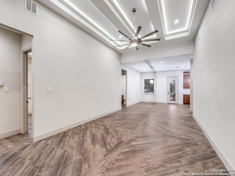 Spacious, unfurnished interior of a new home in , Spring Branch (Image 23). Spacious, unfurnished interior of a new home in , Spring Branch (Image 23).