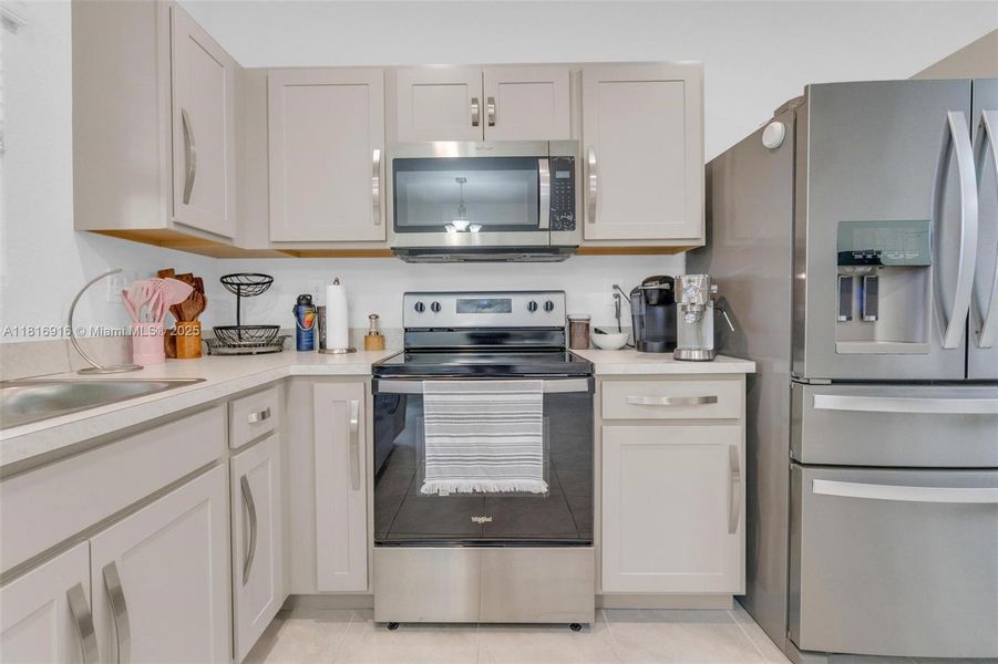 Close-up of interior finishes inside a home in , Florida City (Image 18). Close-up of interior finishes inside a home in , Florida City (Image 18).